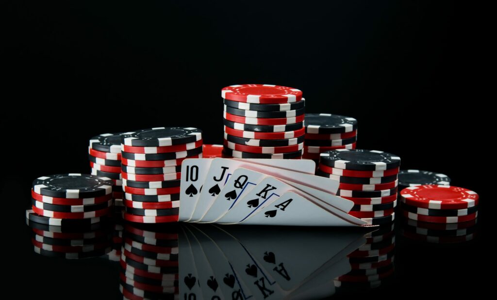 Understanding the Tips and Poker Rules | How to Win?